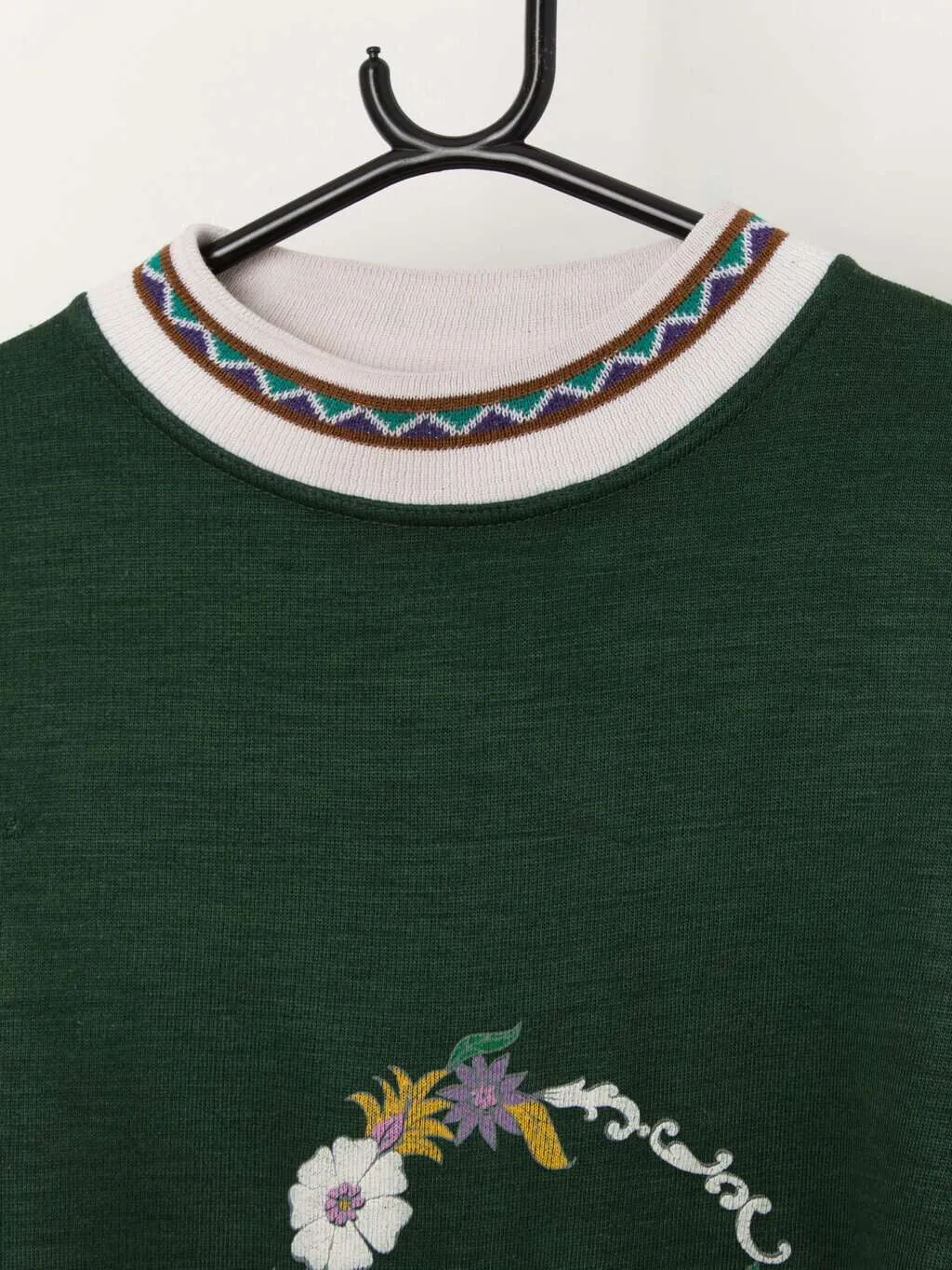 90s vintage forest green floral sweatshirt – Medium