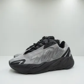 Adidas Yeezy Boost 700 MNVN Metallic