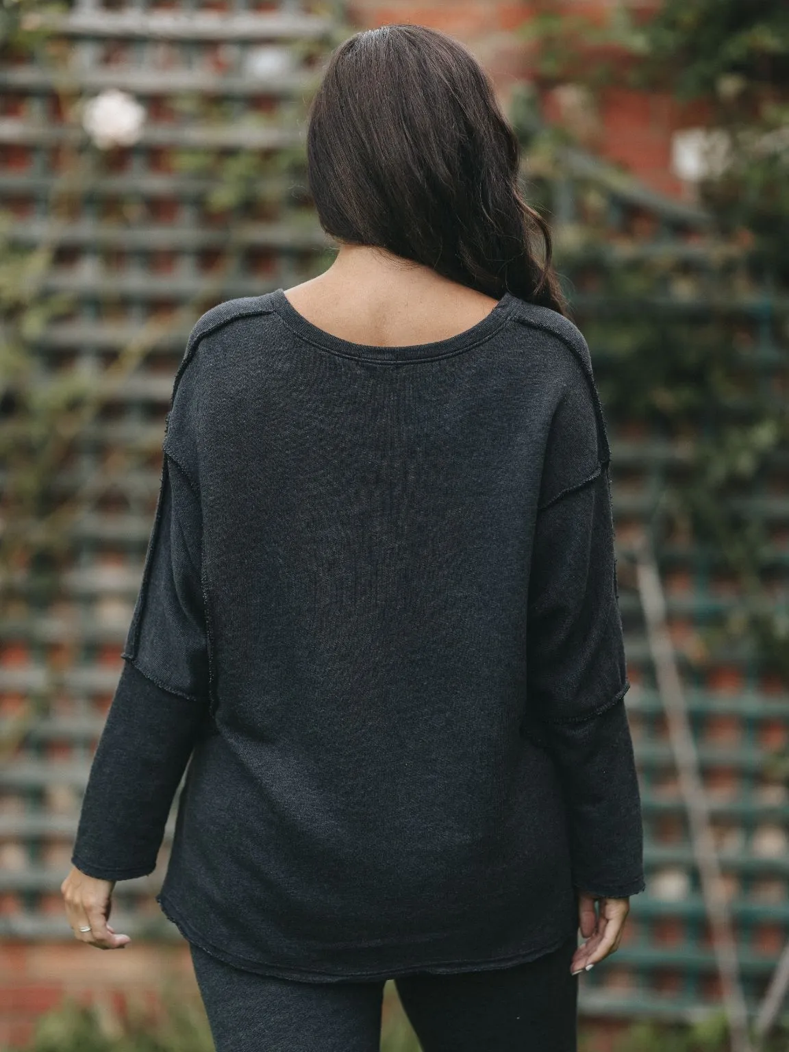 Black Reverse Seam Sweatshirt Aurora