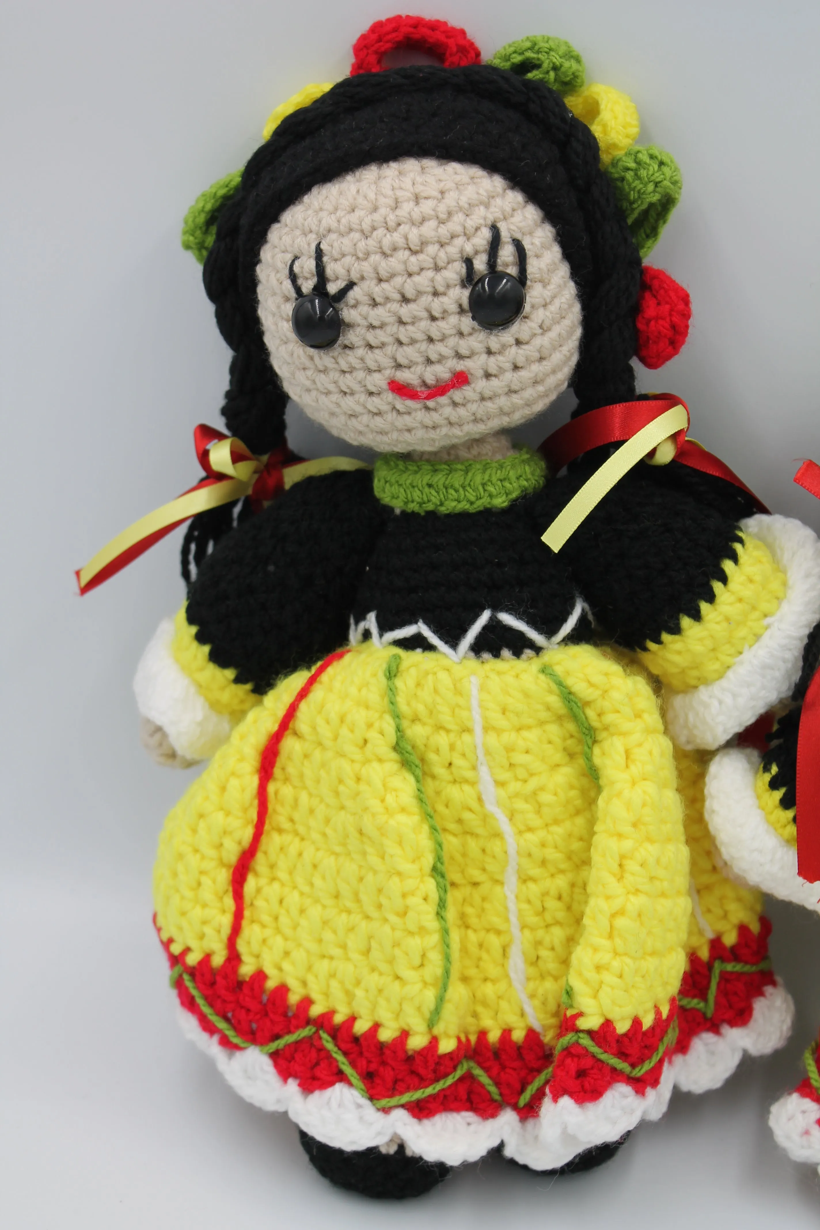 Crochet doll - Yellow dress