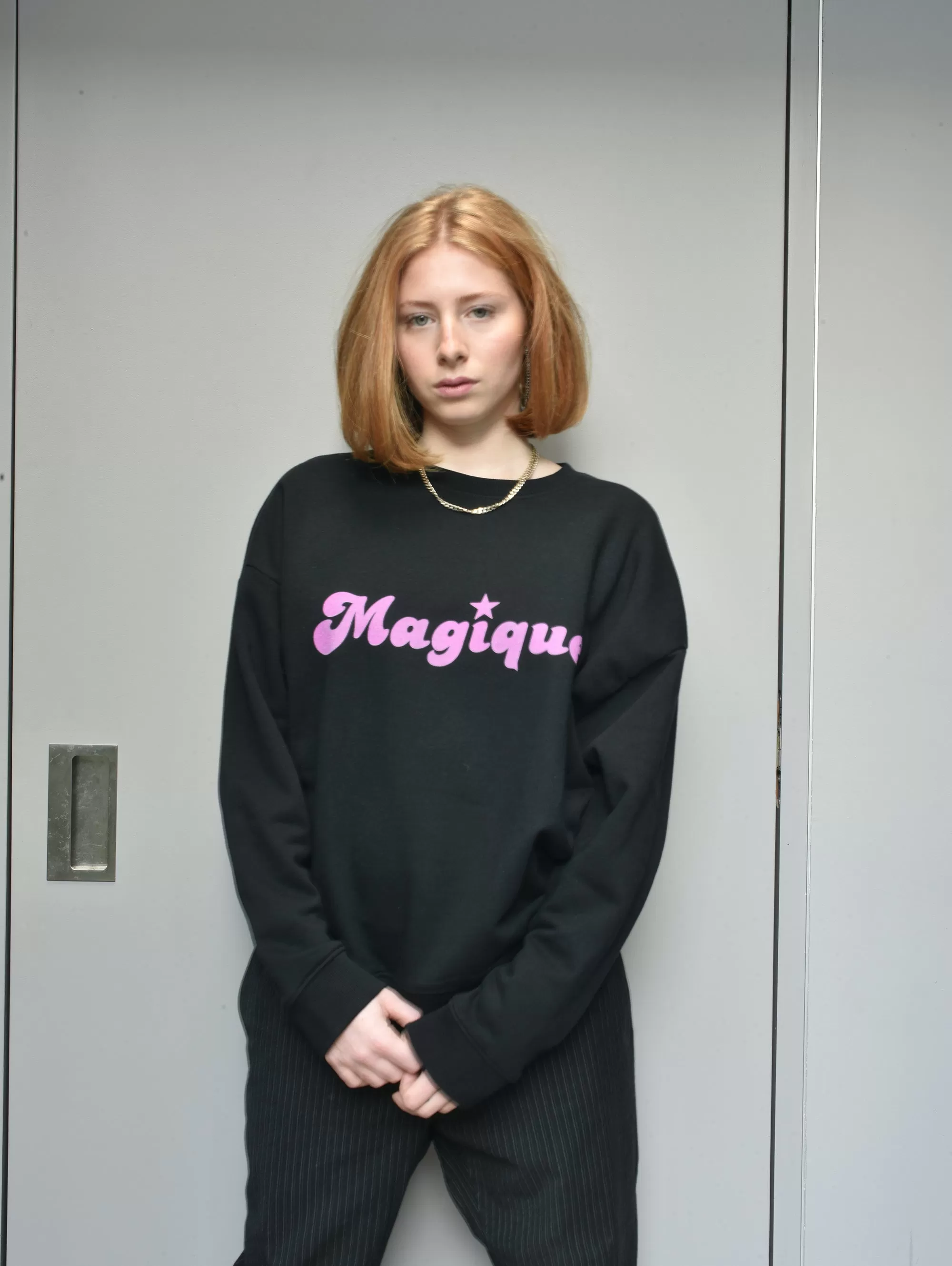 MAGIQUE  MAGENTA SWEATSHIRT