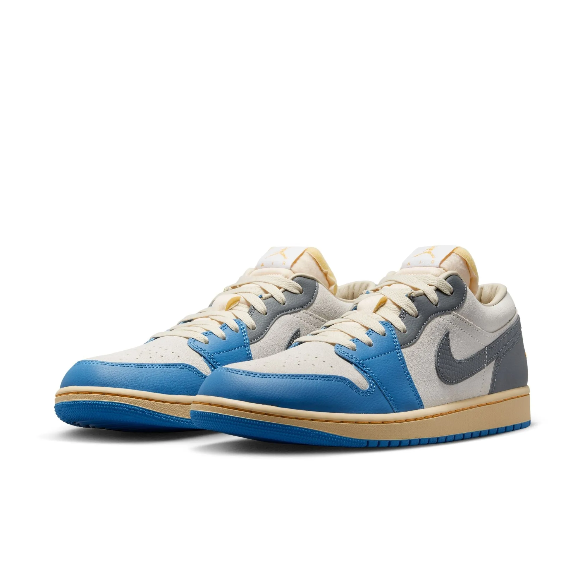 NIKE AIR JORDAN 1 LOW SE