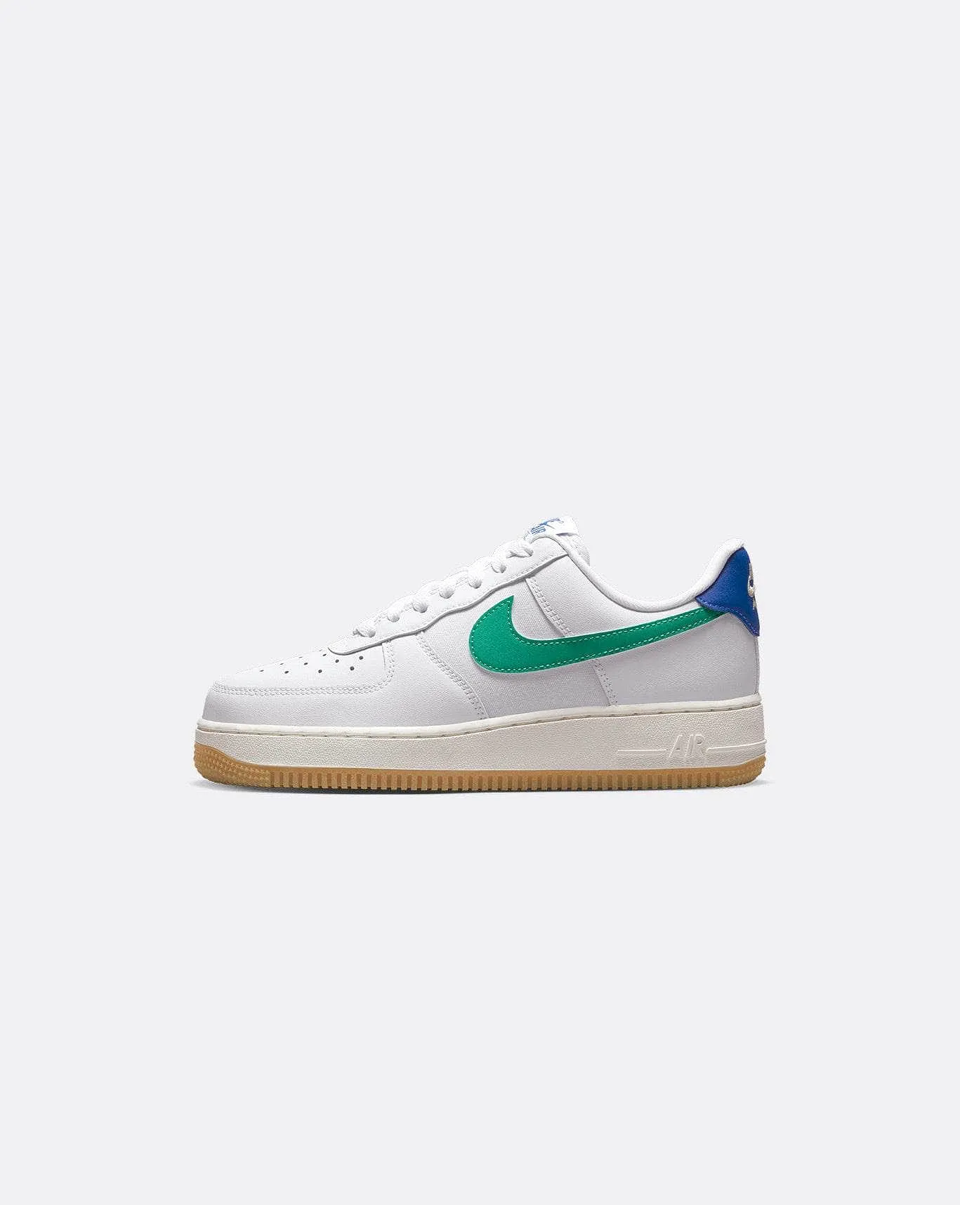 Nike Women’s Air Force 1 ’07