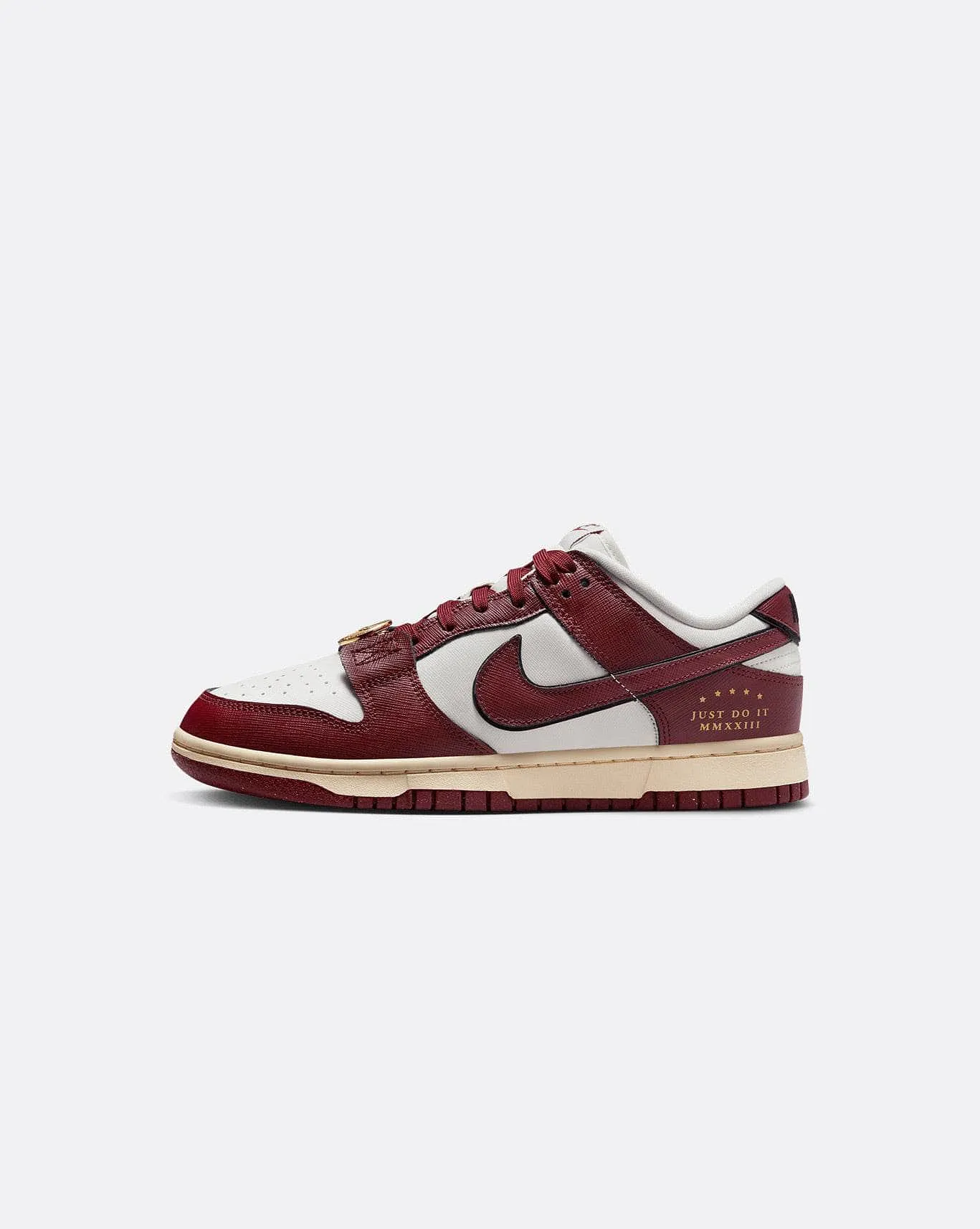 Nike Women’s Dunk Low SE