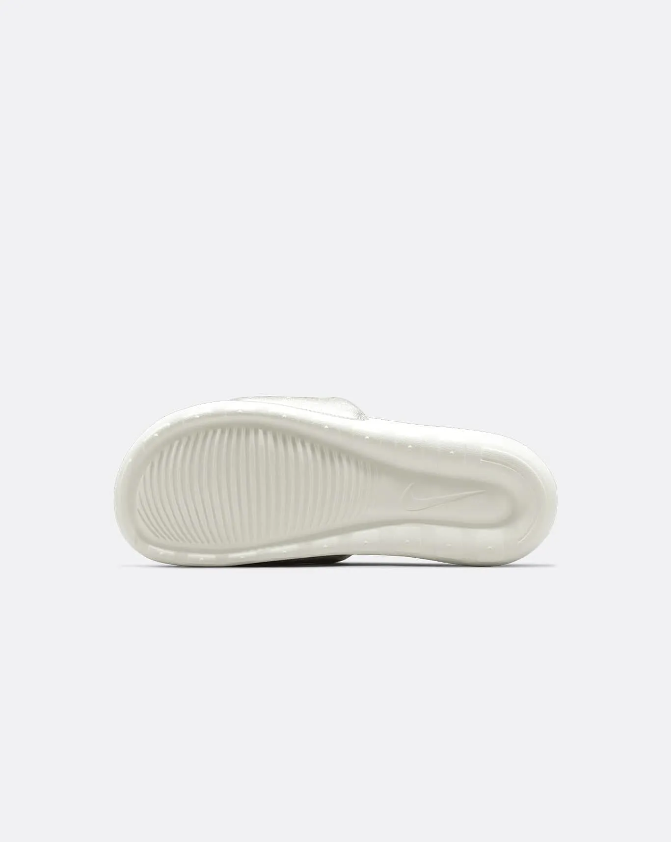 nike womens victori one slide