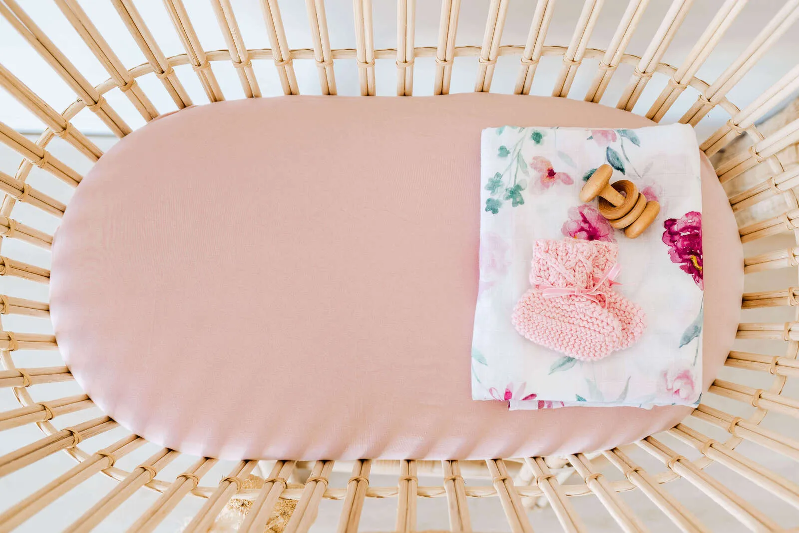 Snuggle Hunny Bassinet Sheet/Change Pad Cover - Lullaby Pink